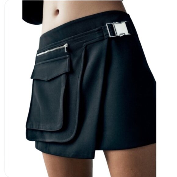 Zara Black Mini Skirt with Pocket + Buckle Size M - Picture 3 of 3